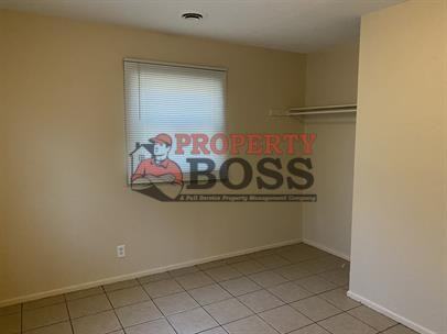 4240 Carolina St #1 - Photo 5 of 8