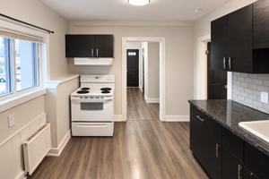 featured image of 292 Welland Ave