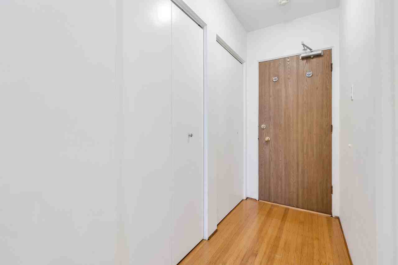 Vivian 1609 Harwood St - Photo 3 of 18