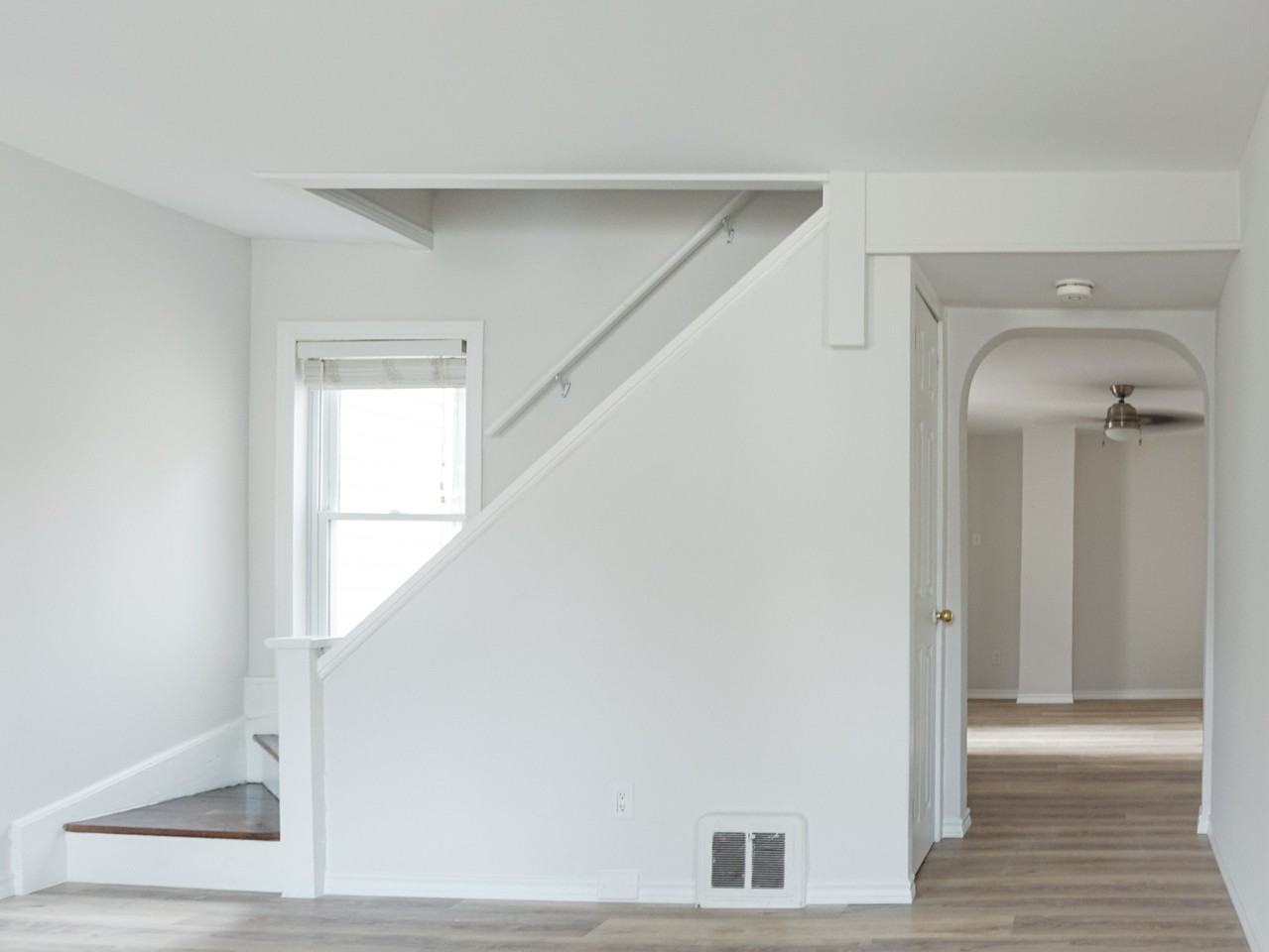389 Glendale Ave - Photo 6 of 41