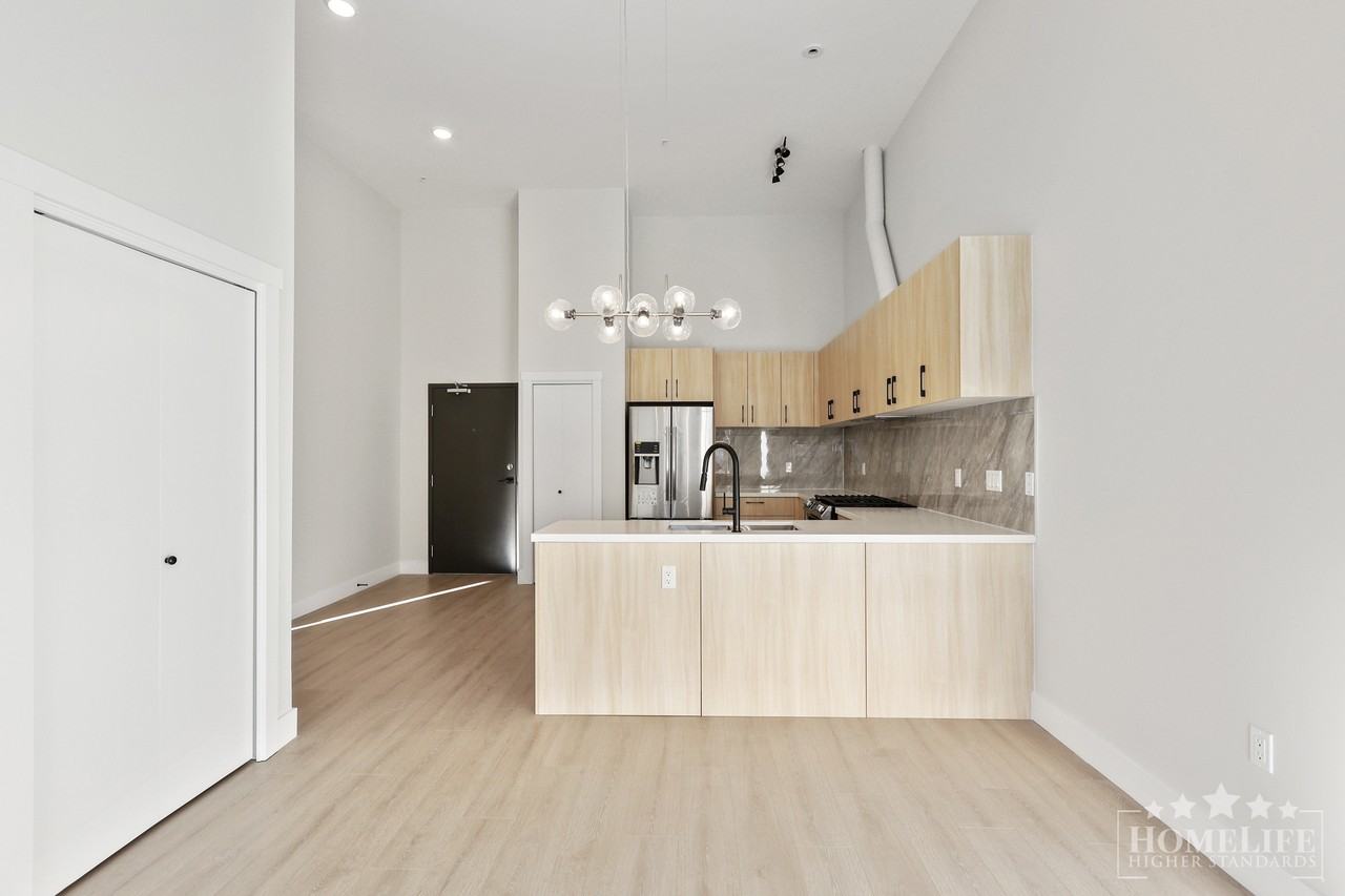 14858 60 Ave - Photo 4 of 30