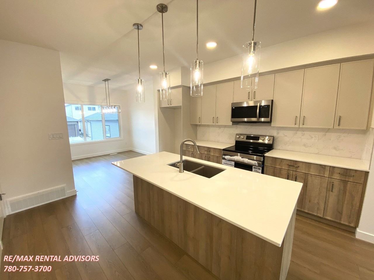 1048 14 Ave Nw - Photo 2 of 23