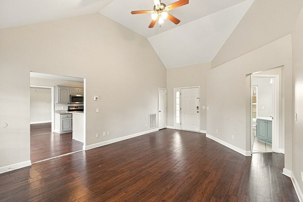 5024 War Admiral Ct - Photo 4 of 17