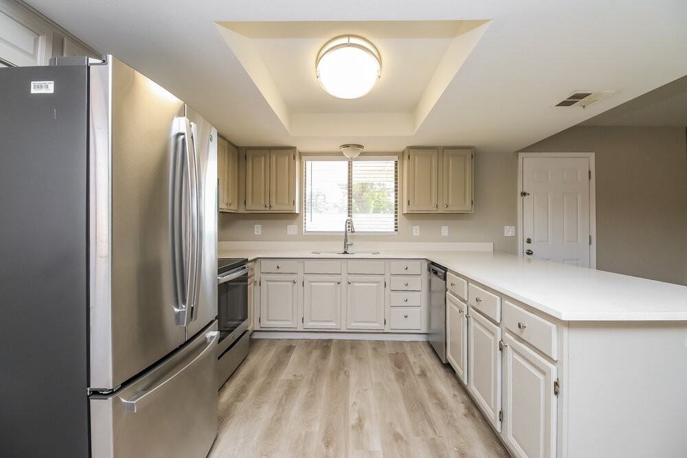 937 N Shannon - Photo 7 of 16