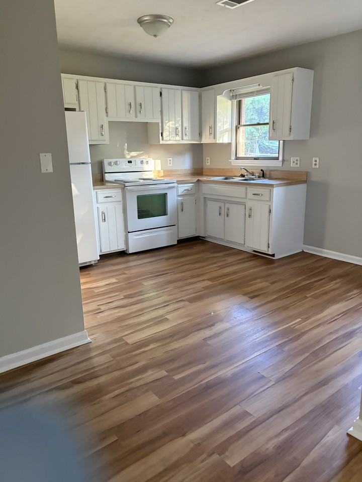 104 Bluebird Ct #1 - Photo 4 of 9