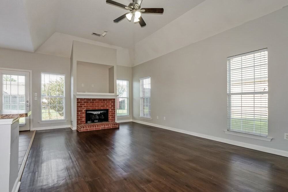11626 Evening Ridge Dr - Photo 4 of 17