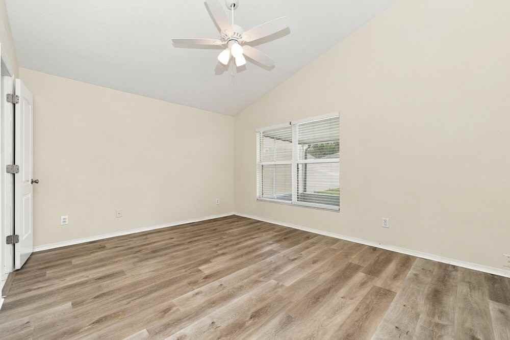 7623 Clovelly Park Pl - Photo 7 of 16