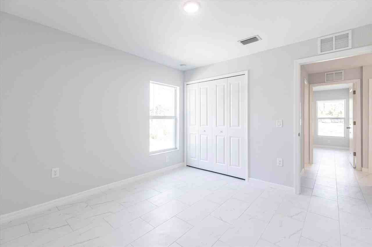 2005 Rosa Ct #1 - Photo 7 of 32
