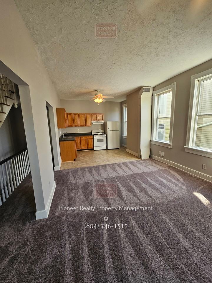 227 S Pine St #1 - Photo 2 of 41