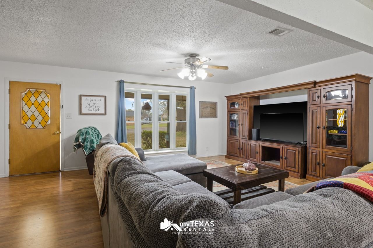 401 Hickory St #1 - Photo 2 of 10