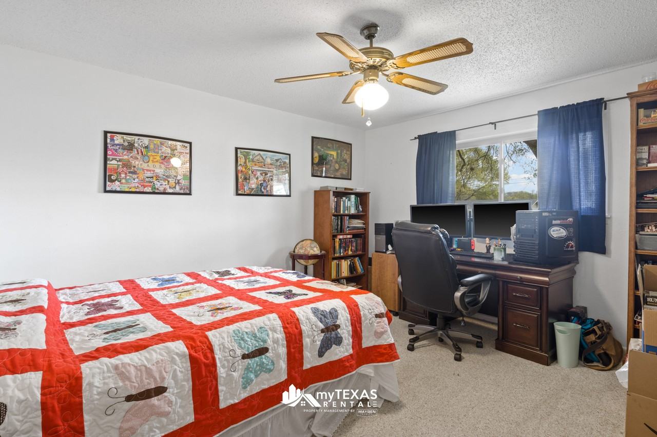 401 Hickory St #1 - Photo 7 of 10