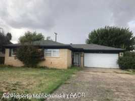 featured image of 4802 S Austin St #1