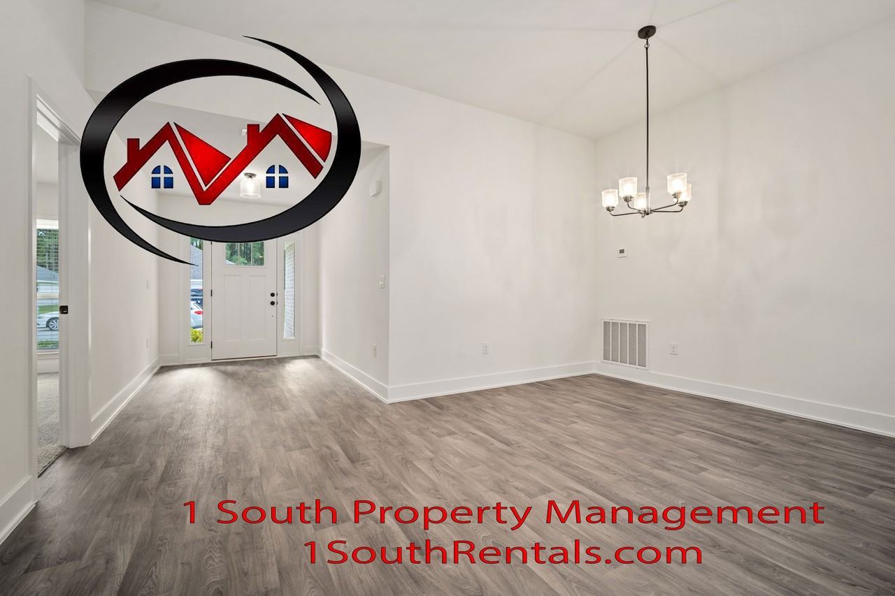627 Mayflower Dr #1 - Photo 4 of 21