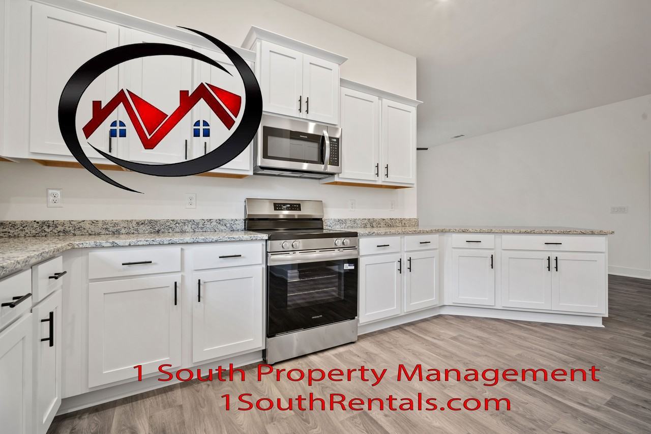 627 Mayflower Dr #1 - Photo 6 of 21