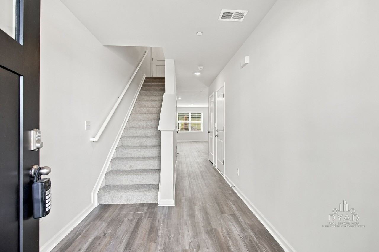 110 Mackenzie Way #1 - Photo 6 of 27