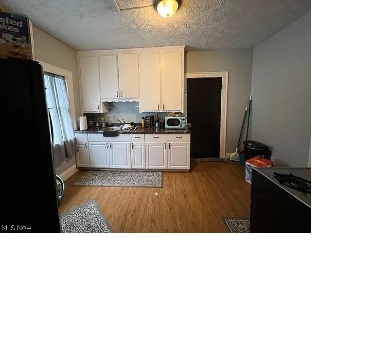 12712 Iowa Ave #1 - Photo 5 of 8