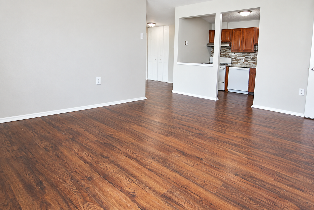 235 WEST CHESTNUT STREETAPT 302 #302 - Photo 2 of 15