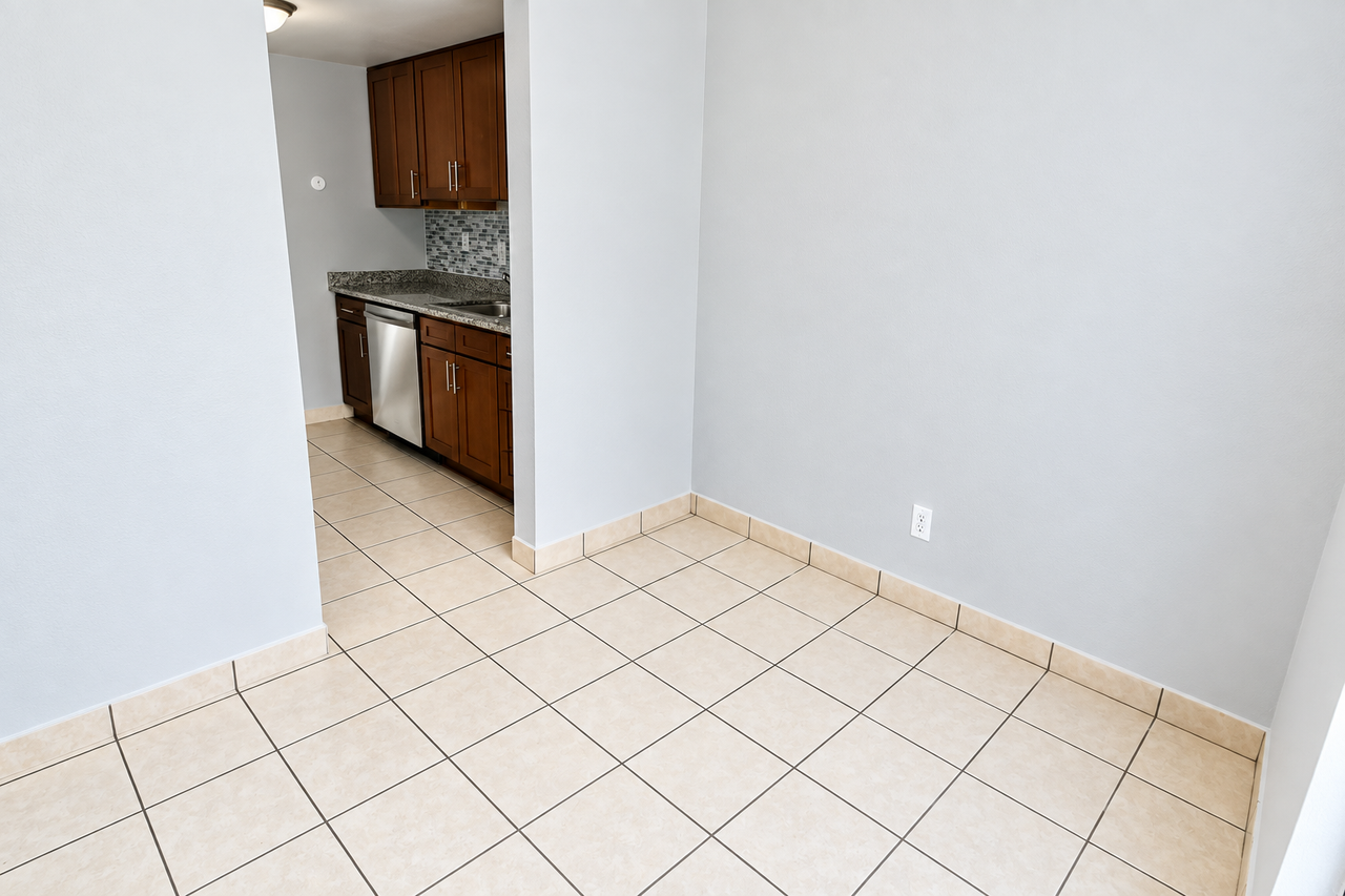 235 WEST CHESTNUT STREETAPT 815 #815 - Photo 7 of 12