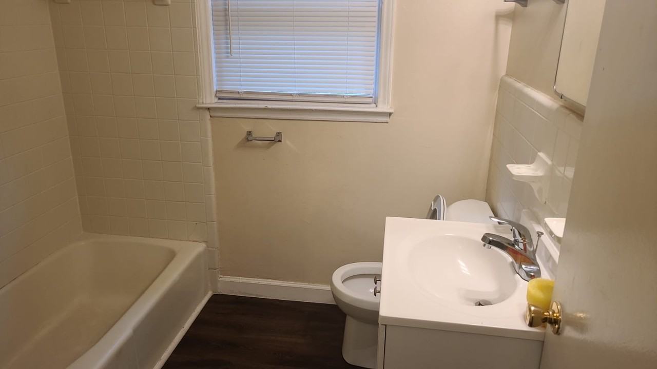 4550 Hershey St #4550-2 - Photo 2 of 11