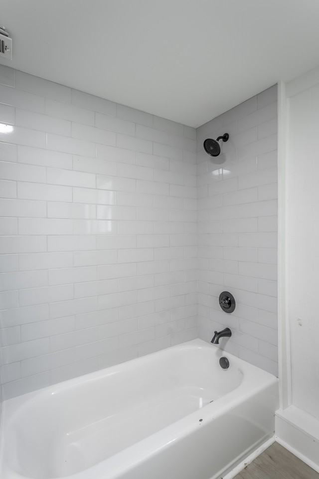 3405 6th Ave #2 - Photo 7 of 34