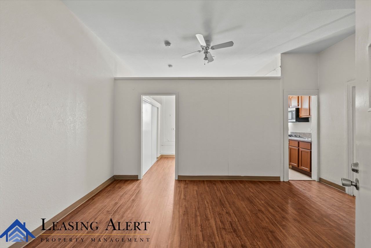104 S Cummings St #1 - Photo 5 of 16