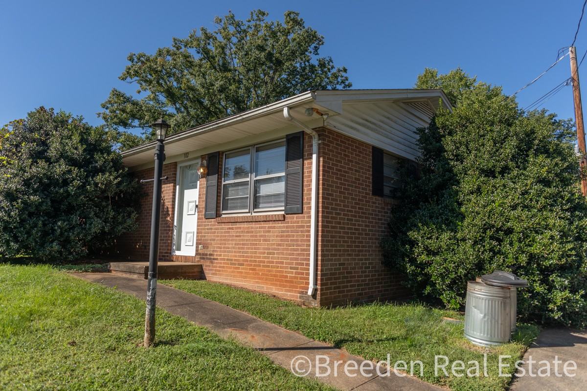 102 Wilson Dr #B - Photo 2 of 14
