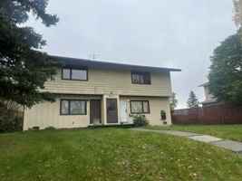 featured image of 4741 Cordova St #4