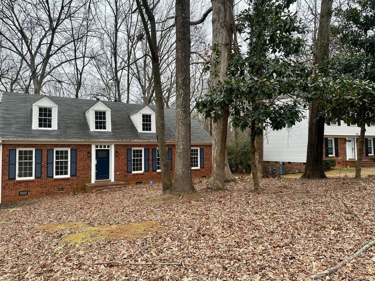 1401 Longbrook Dr #1 - Photo 3 of 21