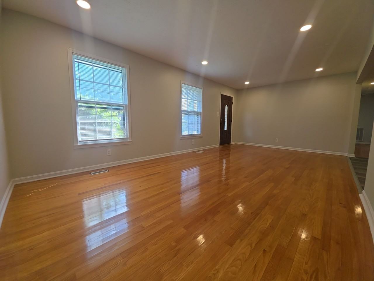 5020 Parkwood Dr Nw #1 - Photo 2 of 14