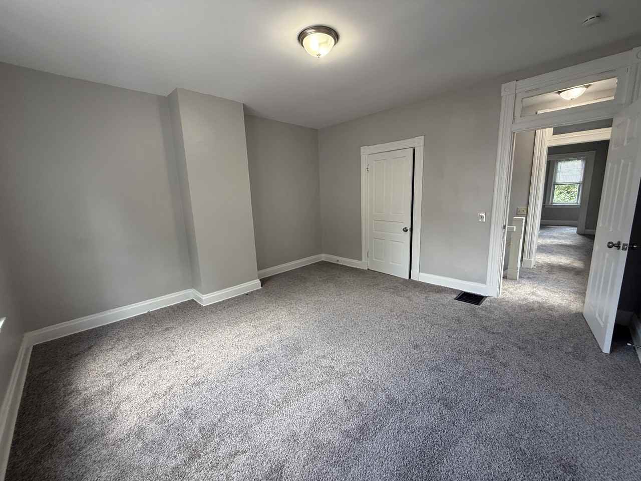 2036 Mackoy St #1 - Photo 4 of 23