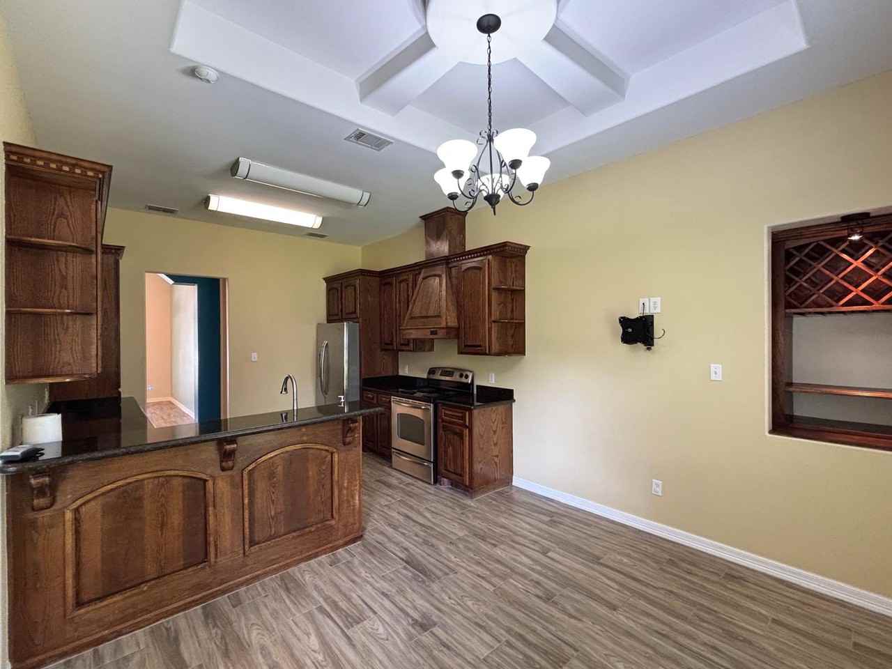 2304 Brazos Ave #1 - Photo 6 of 20