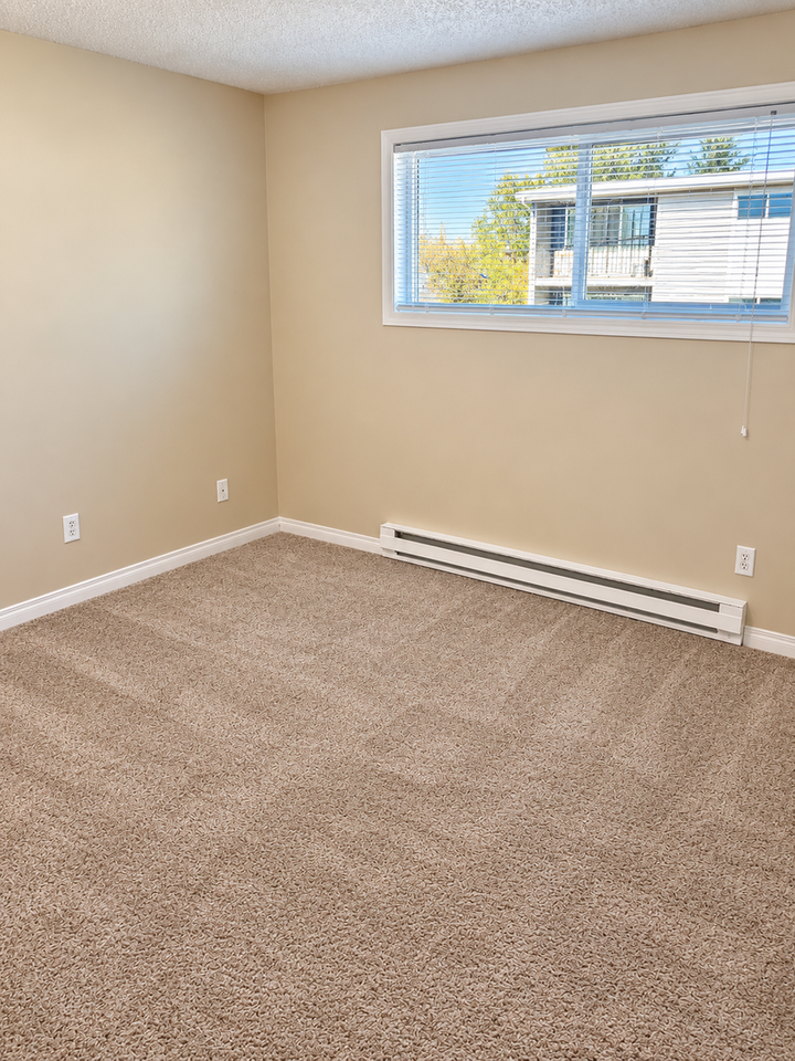 1118 Oakland St #36 - Photo 7 of 10