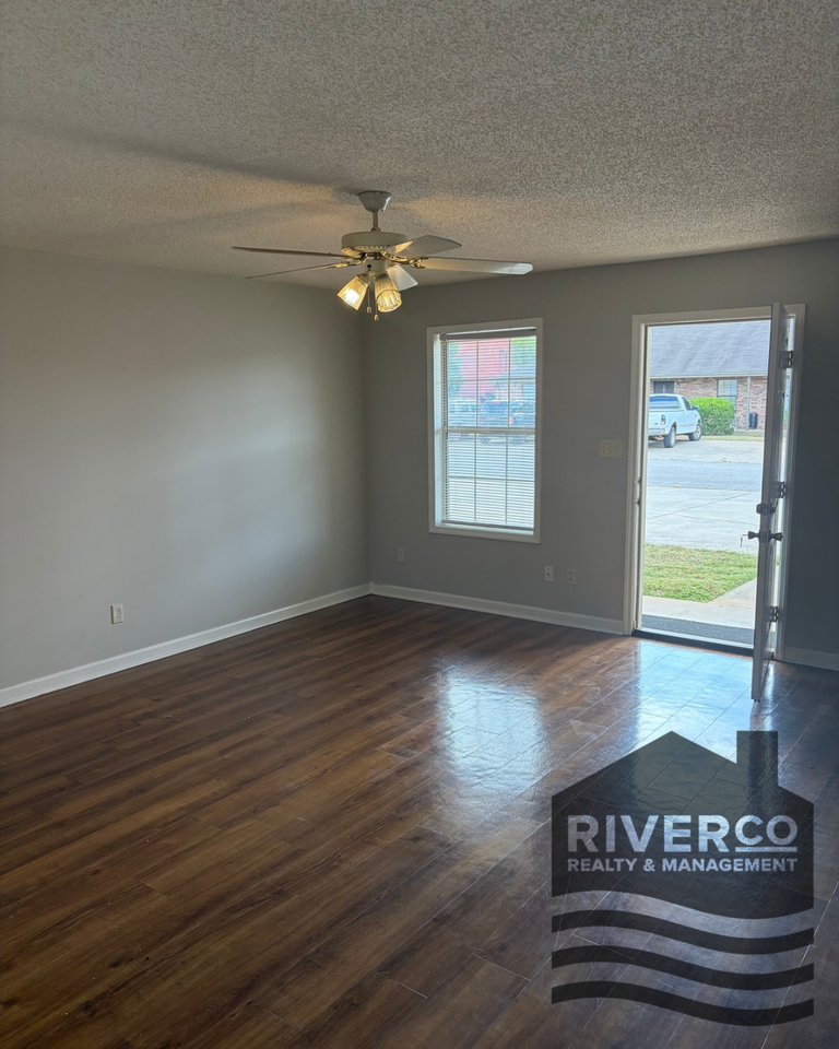 411 E Roosevelt Ave #A - Photo 2 of 11