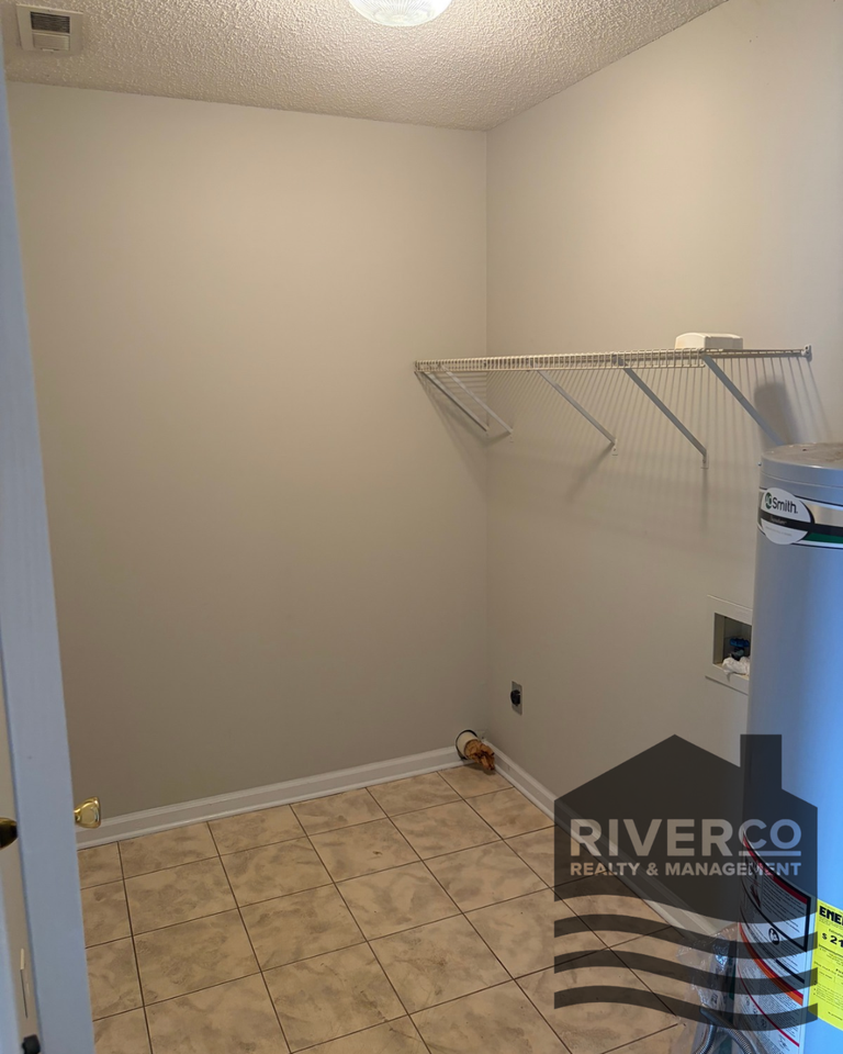 411 E Roosevelt Ave #A - Photo 6 of 11