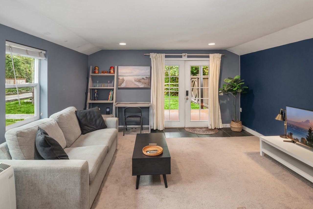 9718 Slater Ave Ne #1 - Photo 5 of 22
