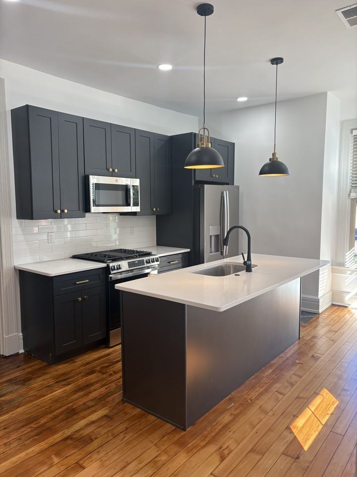 1316 William Howard Taft Rd #16B - Photo 2 of 9