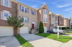 featured image of 7427 Salford Ct #1
