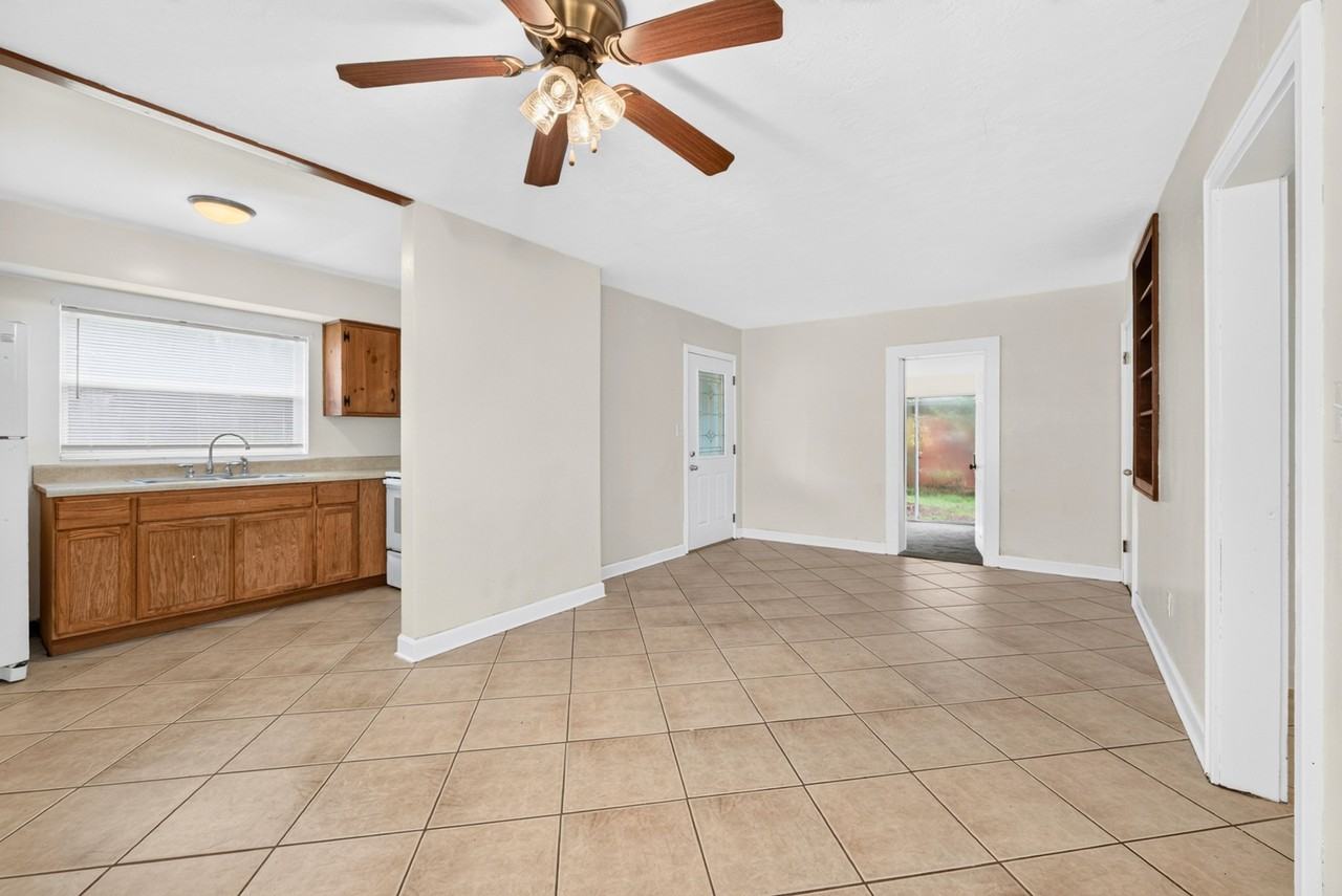 2408 Gillis St #1 - Photo 3 of 19