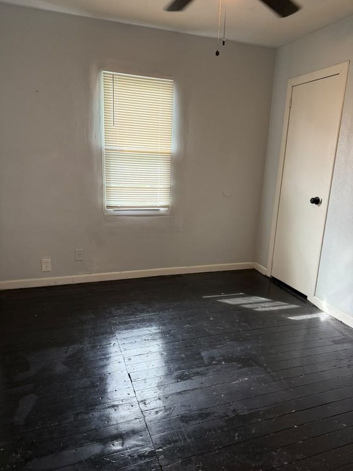 1135 Canaan Ave #1 - Photo 4 of 8