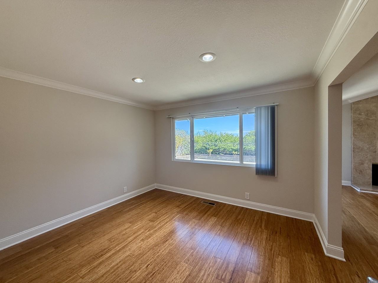 2917 Arguello Dr #MAIN - Photo 5 of 37