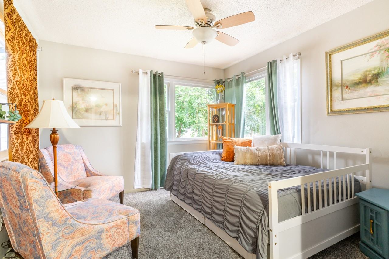 2515 S Duluth Ave #2515 - Photo 7 of 27
