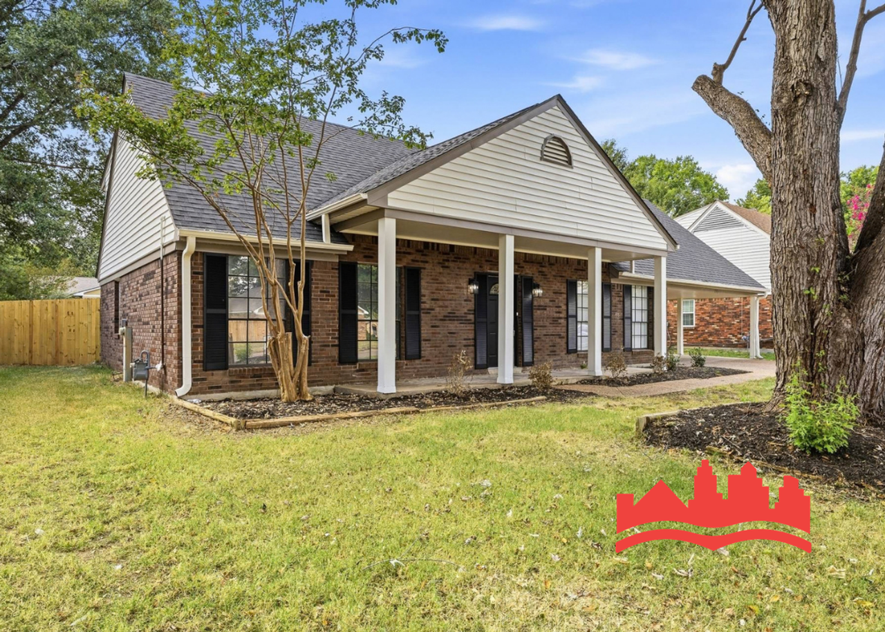 3915 Clover Hill Dr - Photo 4 of 50