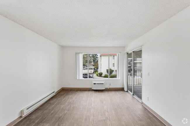 2580 Fontaine Rd - Photo 3 of 26