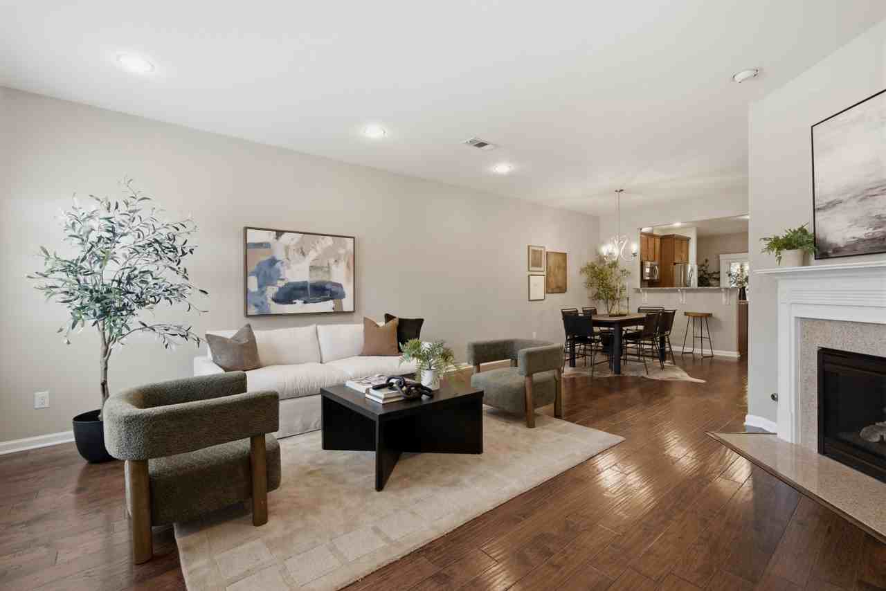 2106 Traemoor Village Ct #1 - Photo 6 of 42