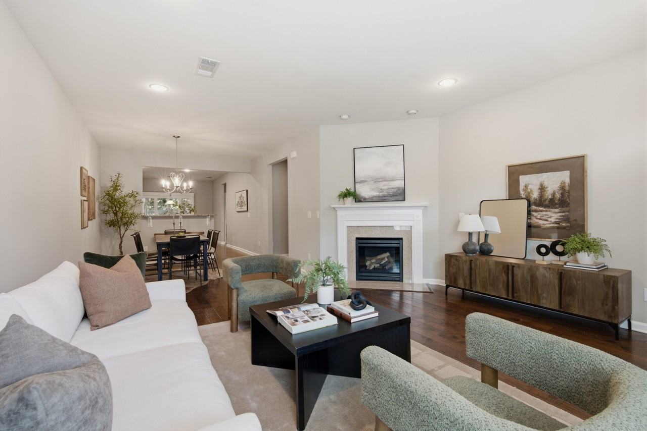 2106 Traemoor Village Ct #1 - Photo 7 of 42