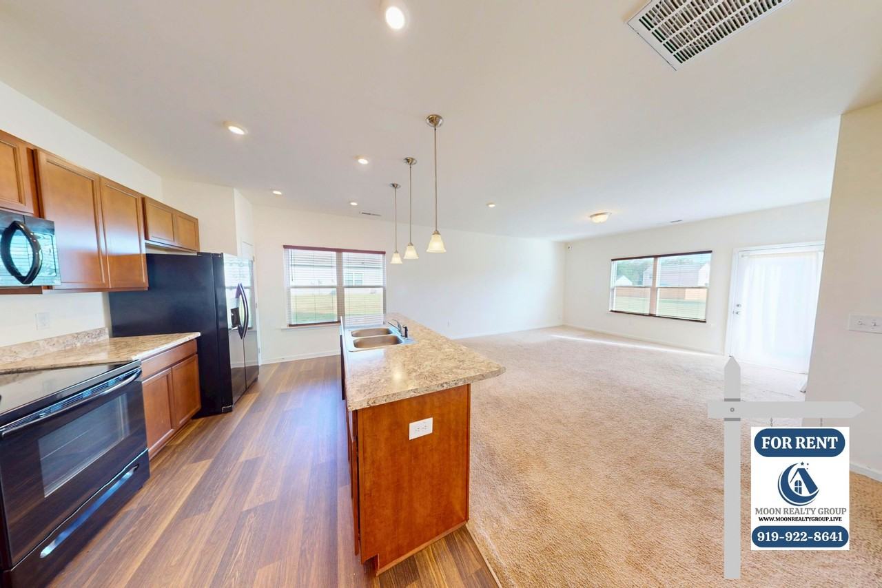 313 Settlers Pointe Dr #1 - Photo 5 of 13