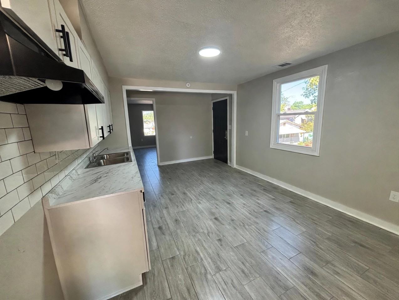 1521 Livewell Cir #1 - Photo 3 of 9