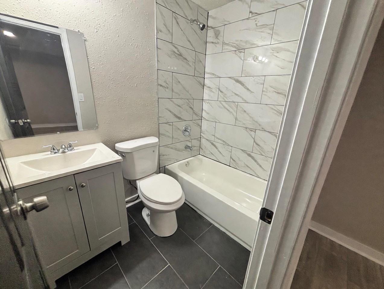 1521 Livewell Cir #1 - Photo 5 of 9