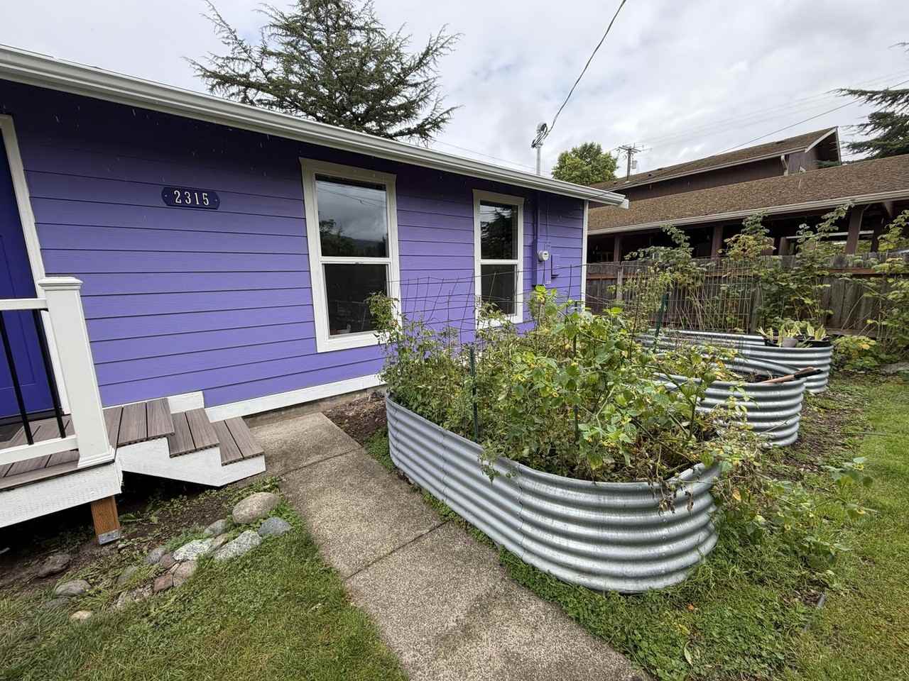 2315 Wilson Ave - Photo 3 of 11