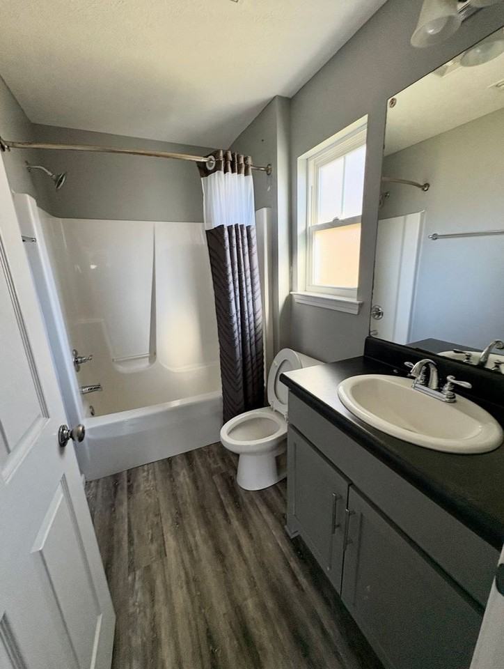 1901 Grant Ave - Photo 6 of 11